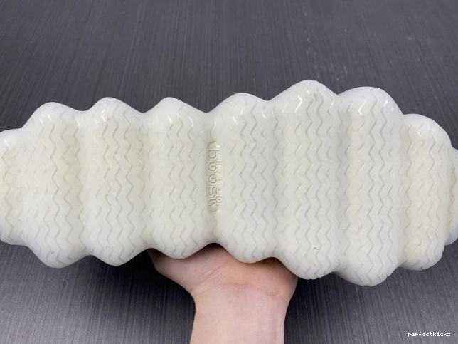 ADIDAS YEEZY H68031 400 0817